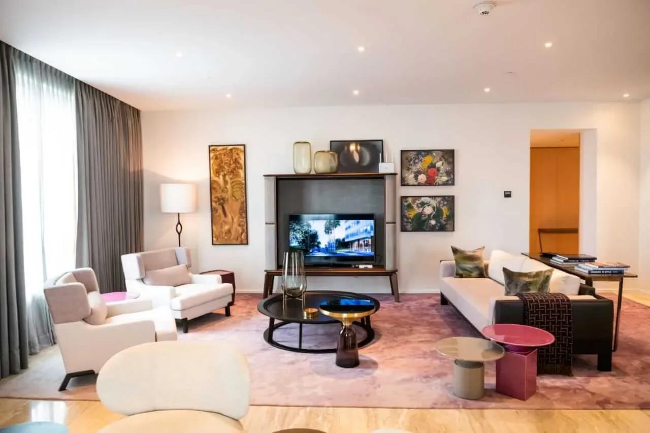 Embassy One apartments
