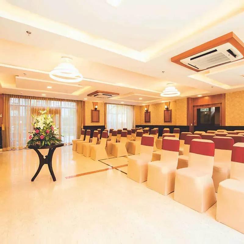 HM Grandeur apartments