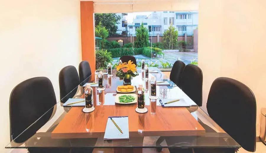 HM Grandeur apartments