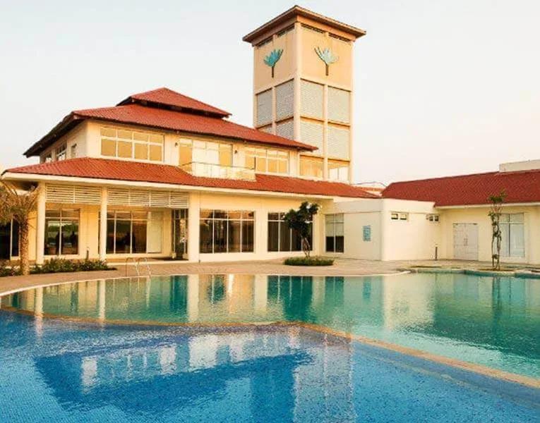 Mahindra World City Aqualily apartments