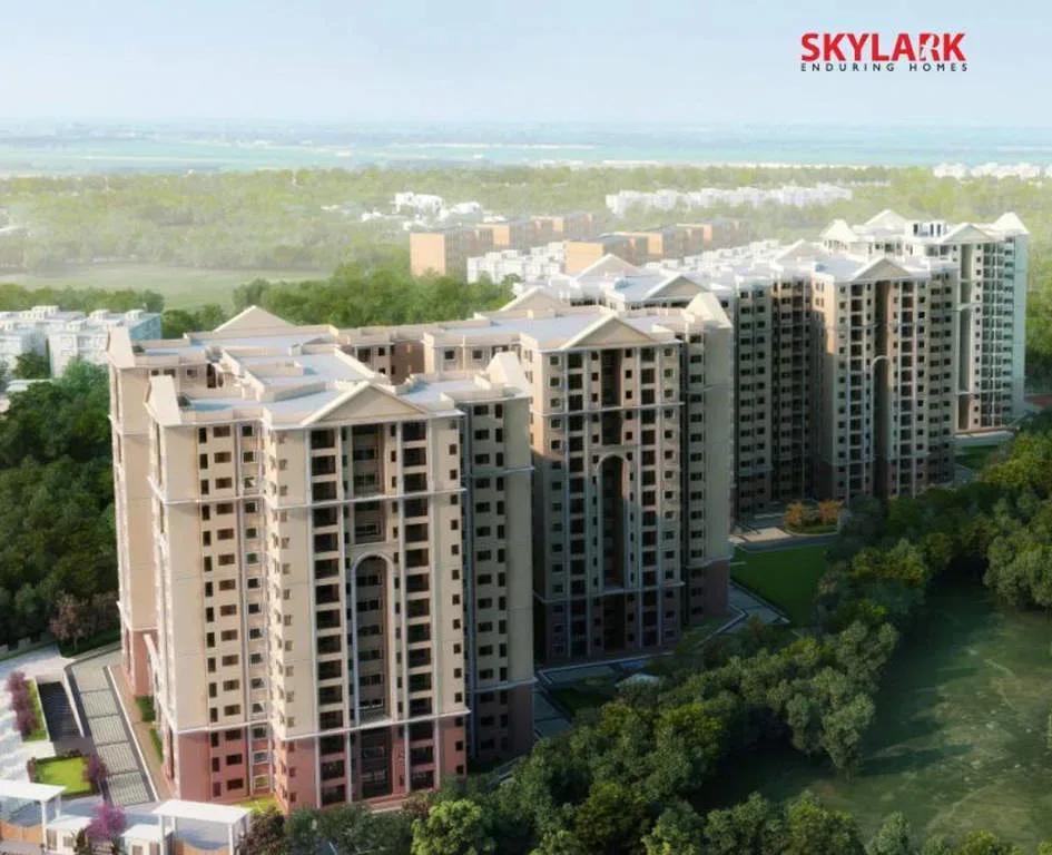 Skylark Royaume apartments