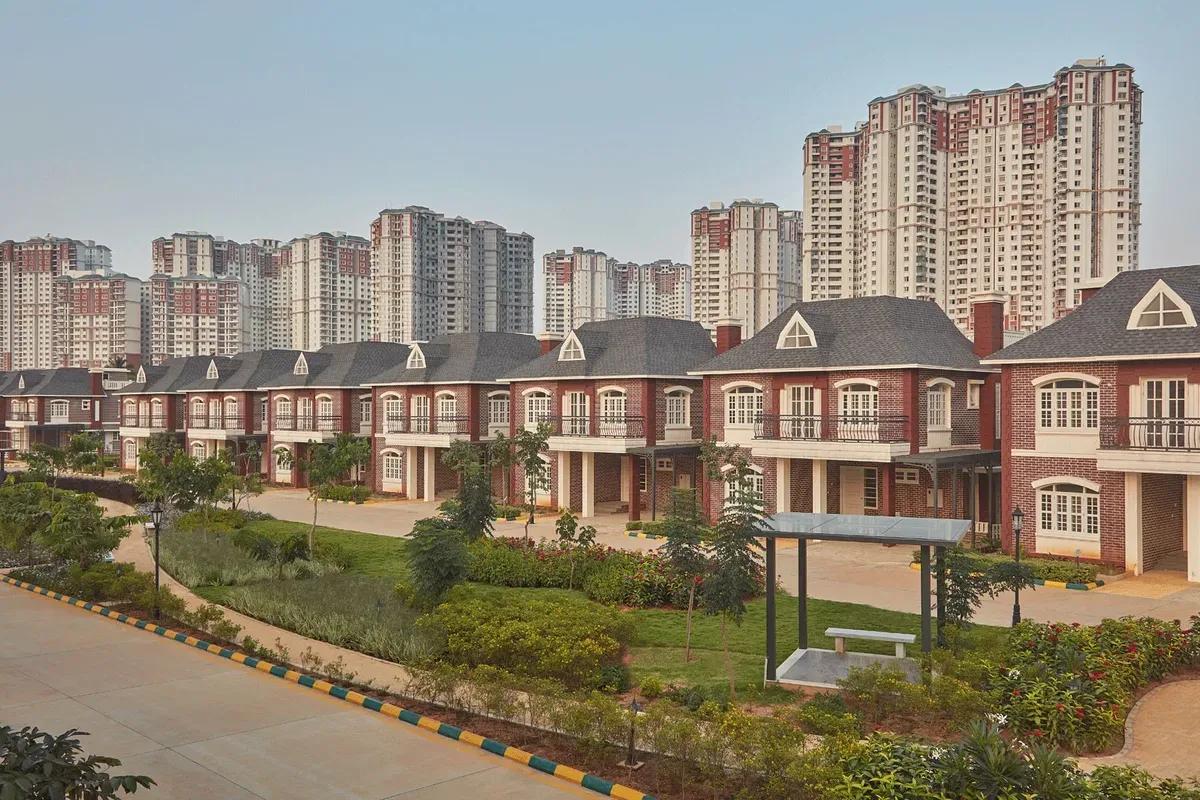 Prestige Lakeside Habitat - Apartments